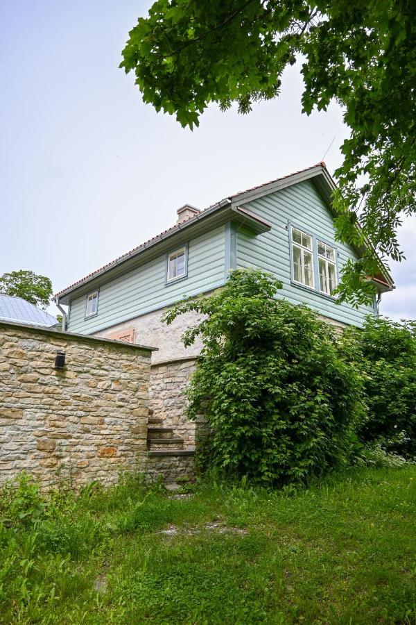 Haapsalu Kunstikooli Hostel Exteriör bild